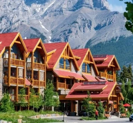 Moose Hotel And Suites