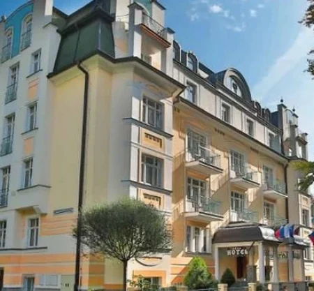Villa Savoy Spa Park Hotel