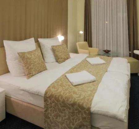 Esmarin Wellness Hotel