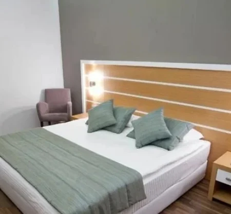Fourway Hotel SPA & Restaurant