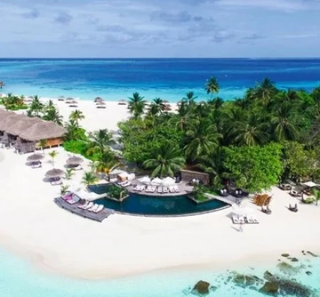 Constance Moofushi