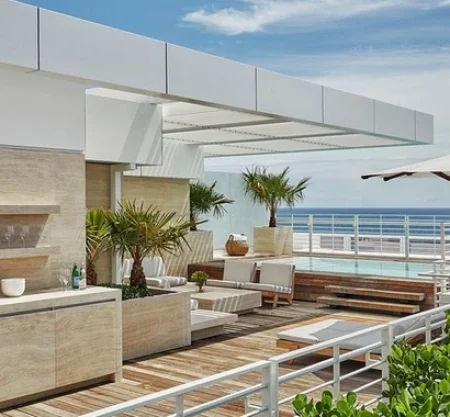 Four Seasons Hotel at The Surf Club