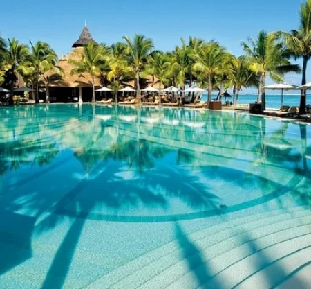 Paradis Beachcomber Golf Resort & Spa