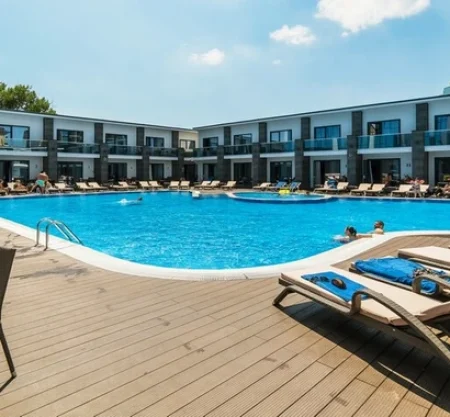 Grand Sapphire Hotel