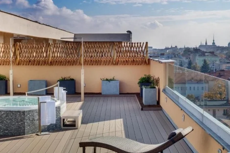 Avanti Hotel