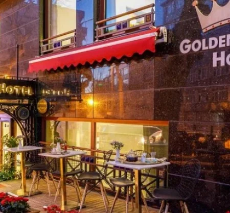 Golden Crown Hotel
