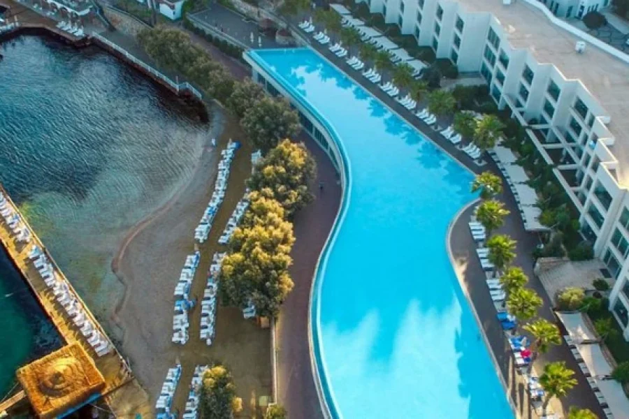 Blue Dreams Resort