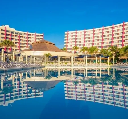 Crown Paradise Club Cancun — All Inclusive
