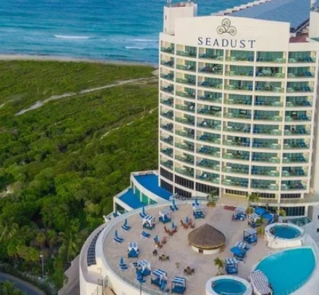 Seadust Cancun Family Resort