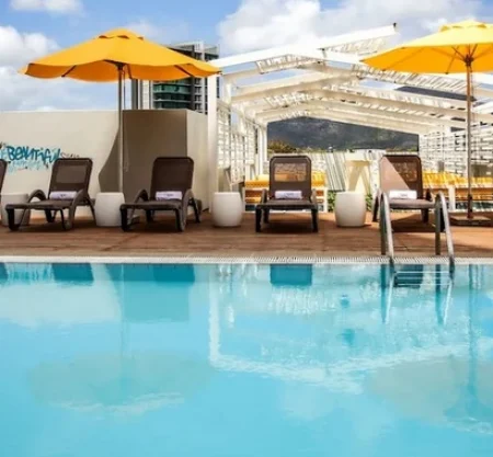 Hennessy Park Hotel