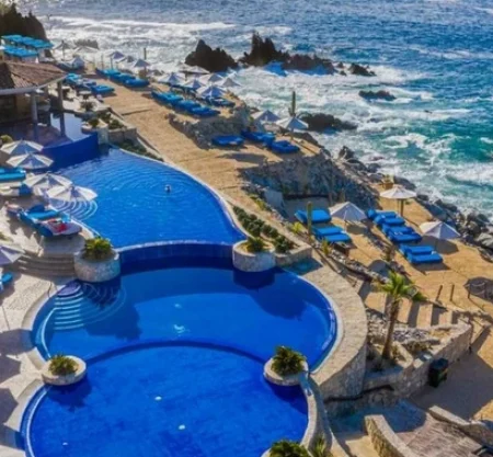 Hacienda Encantada Resort & Residences