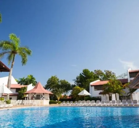 BlueBay Villas Doradas