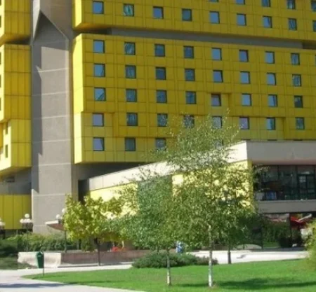 Hotel Holiday