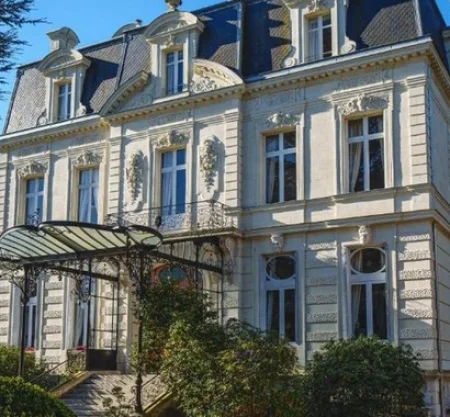 Chateau La Marquise