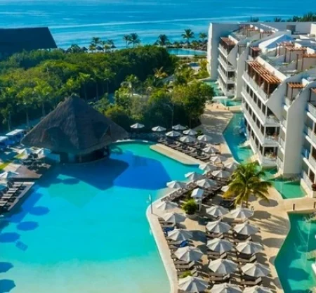 Ocean Riviera Paradise