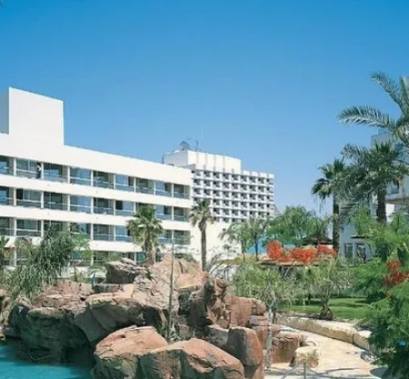 Royal Garden by Isrotel Collection