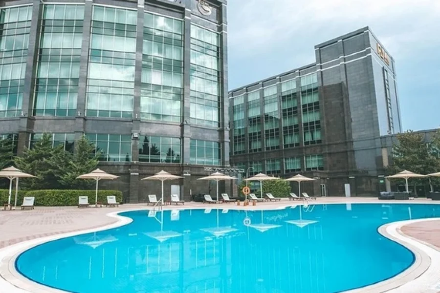 Отель Fly Inn Baku
